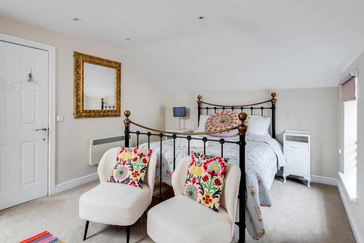 The Mews - 1br In Jericho Near Centre Apartamento